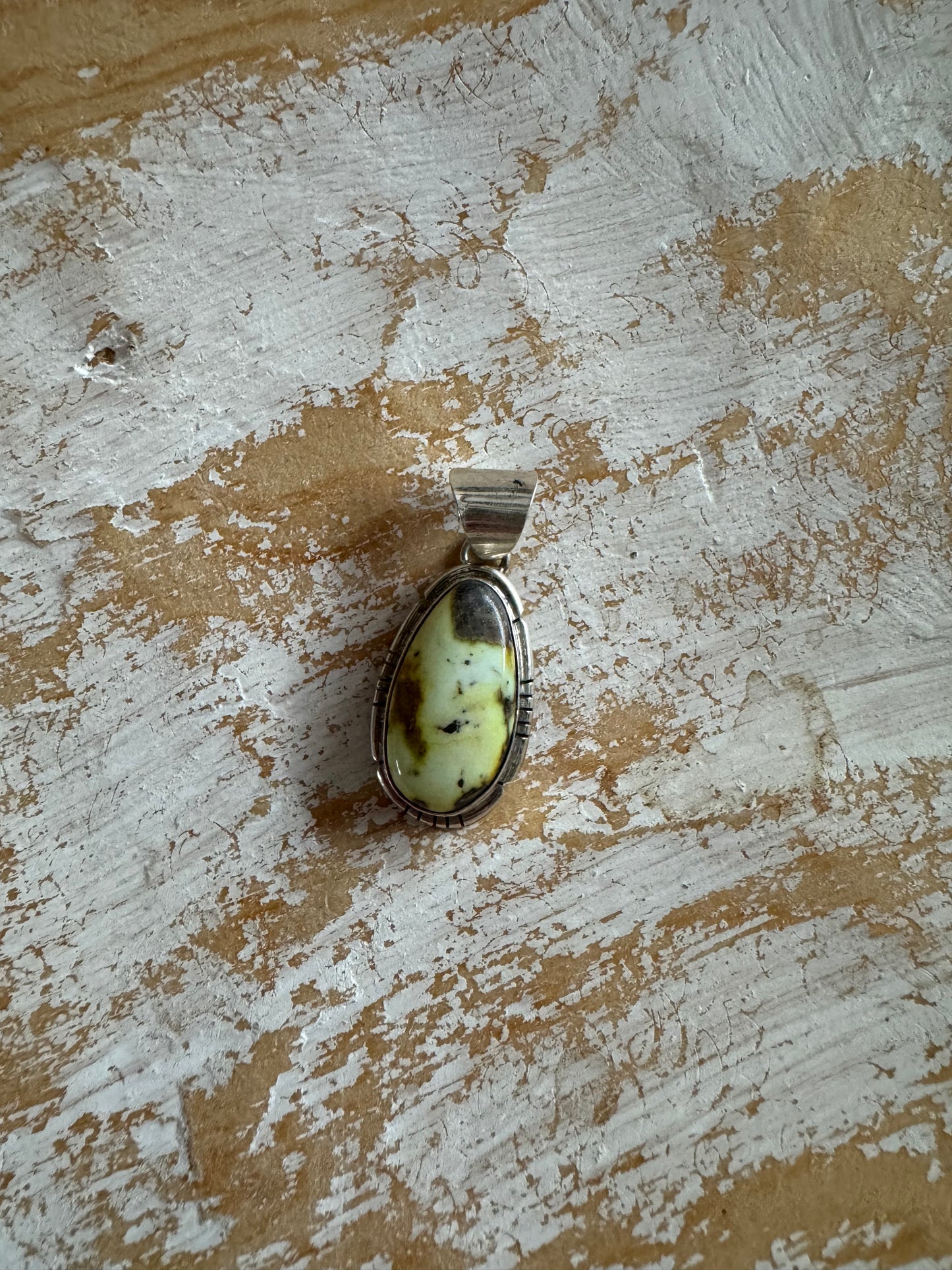 Palomino Pendant