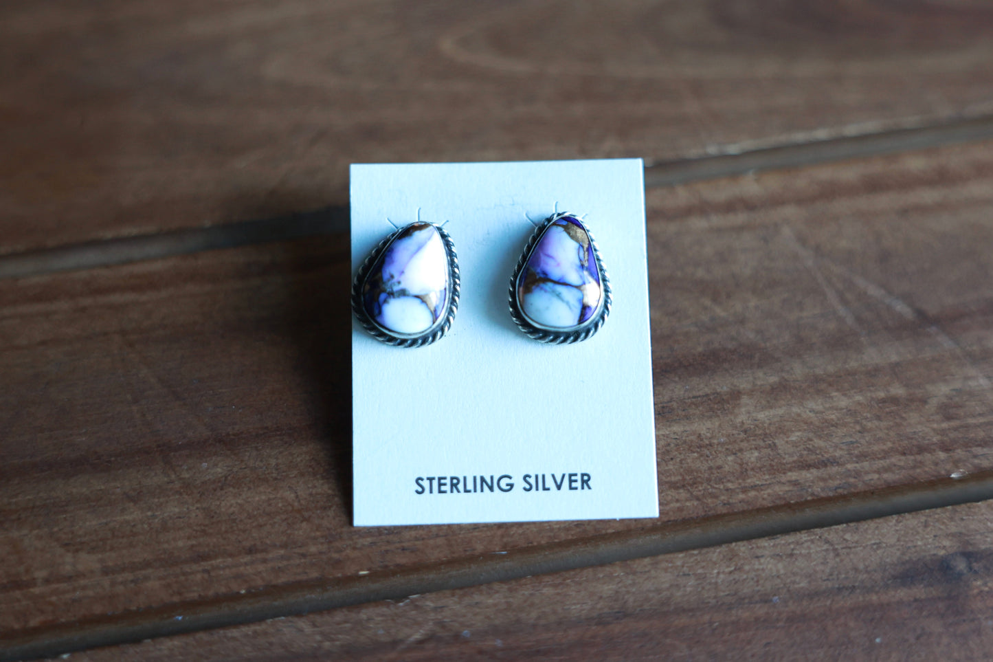 Lavender Dahlia Stud