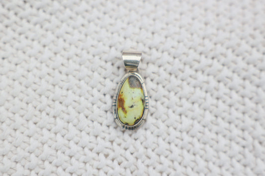 Palomino Pendant