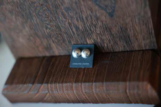 Everly Studs