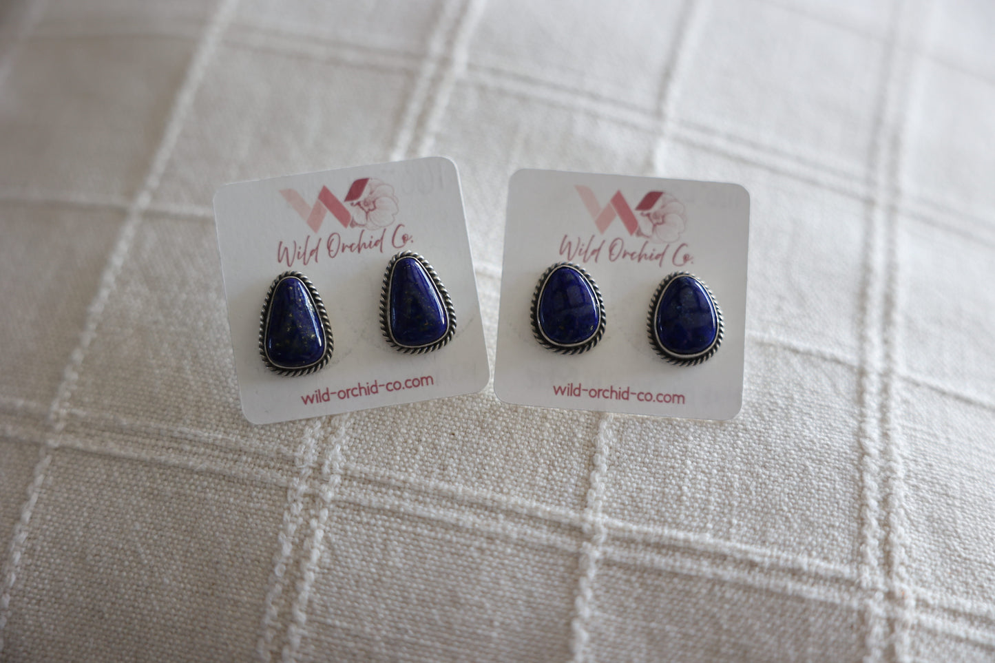 Lapis Studs